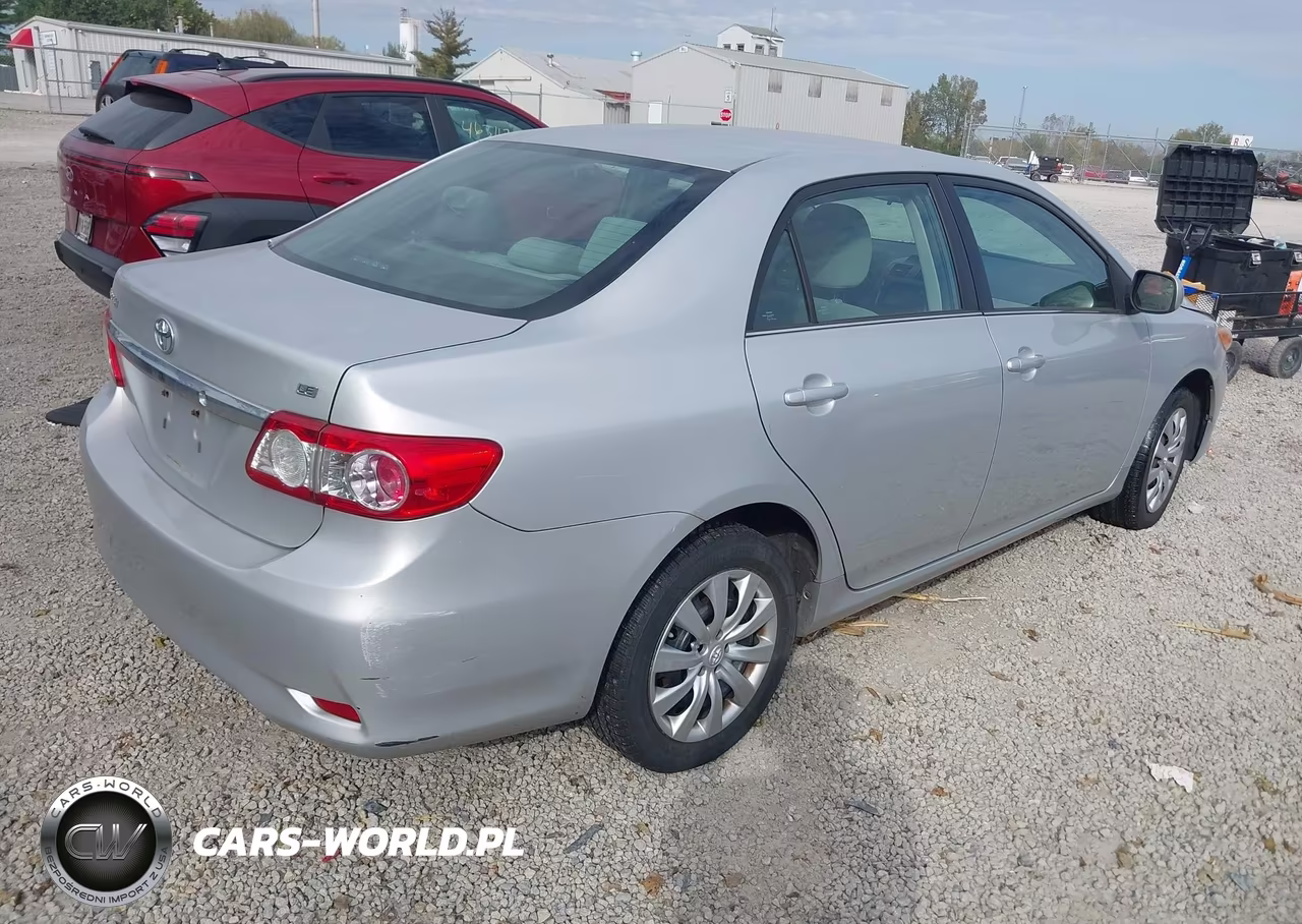 2013 Toyota Corolla Le VIN:2T1BU4EE5DC048632 - 4