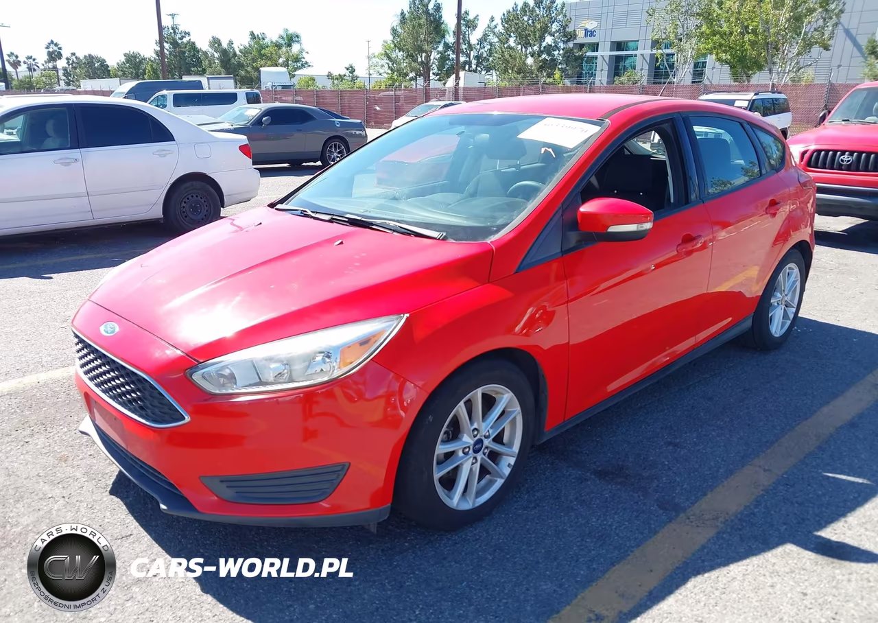2016 Ford Focus Se VIN:1FADP3K27GL383897 - 2