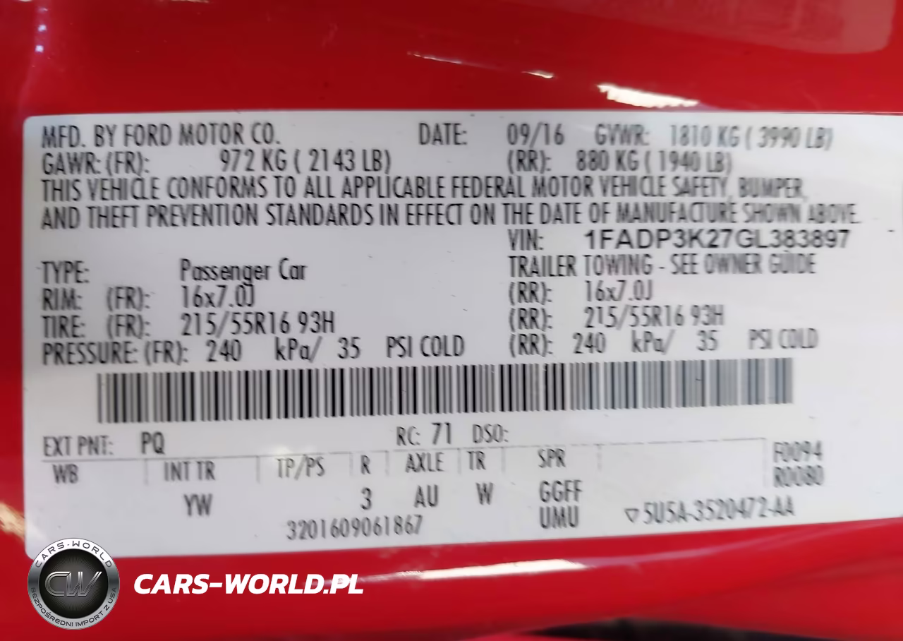 2016 Ford Focus Se VIN:1FADP3K27GL383897 - 9