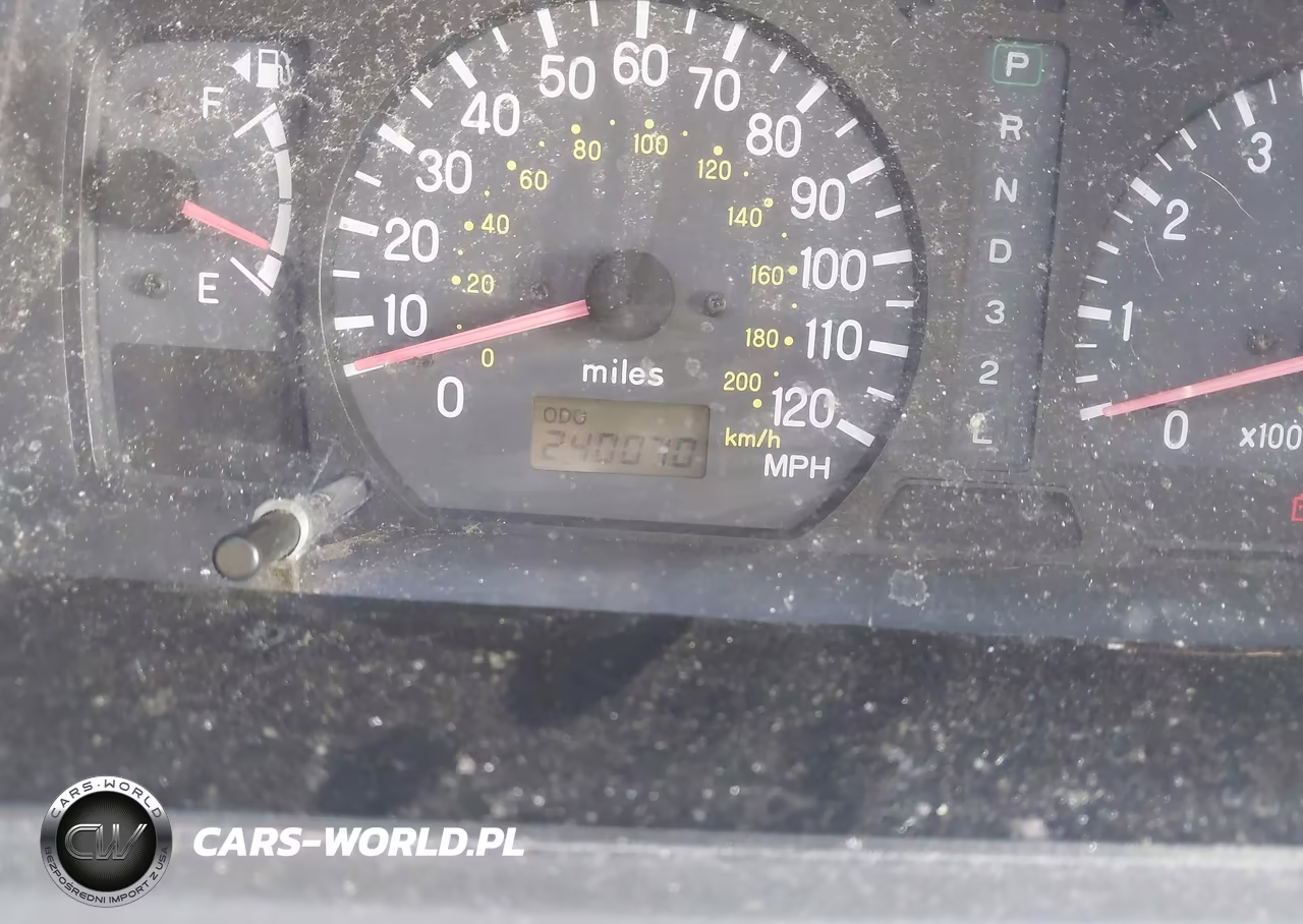 2001 Mitsubishi Montero Sport Xls VIN:JA4LS31H81P025471 - 15