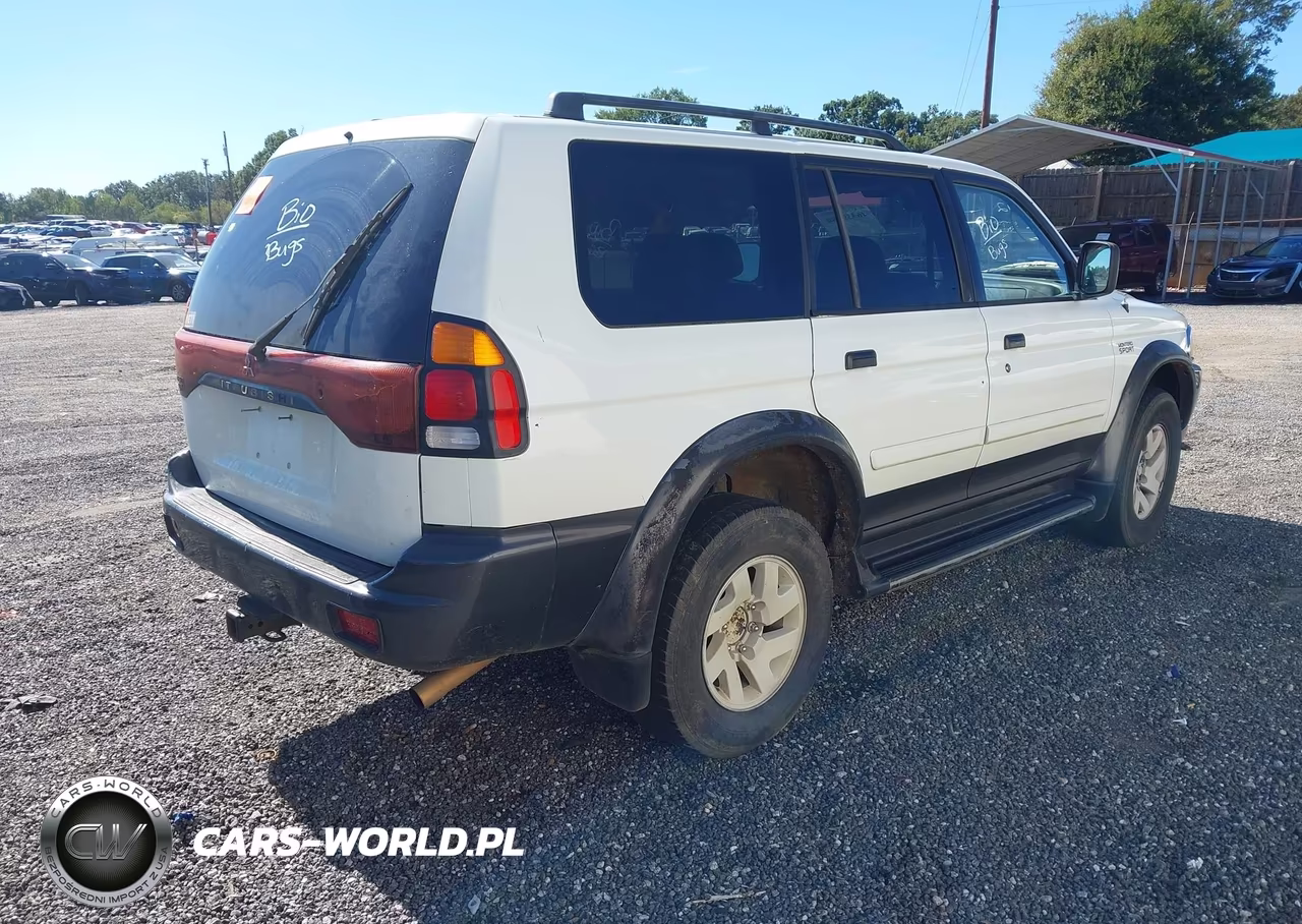 2001 Mitsubishi Montero Sport Xls VIN:JA4LS31H81P025471 - 4
