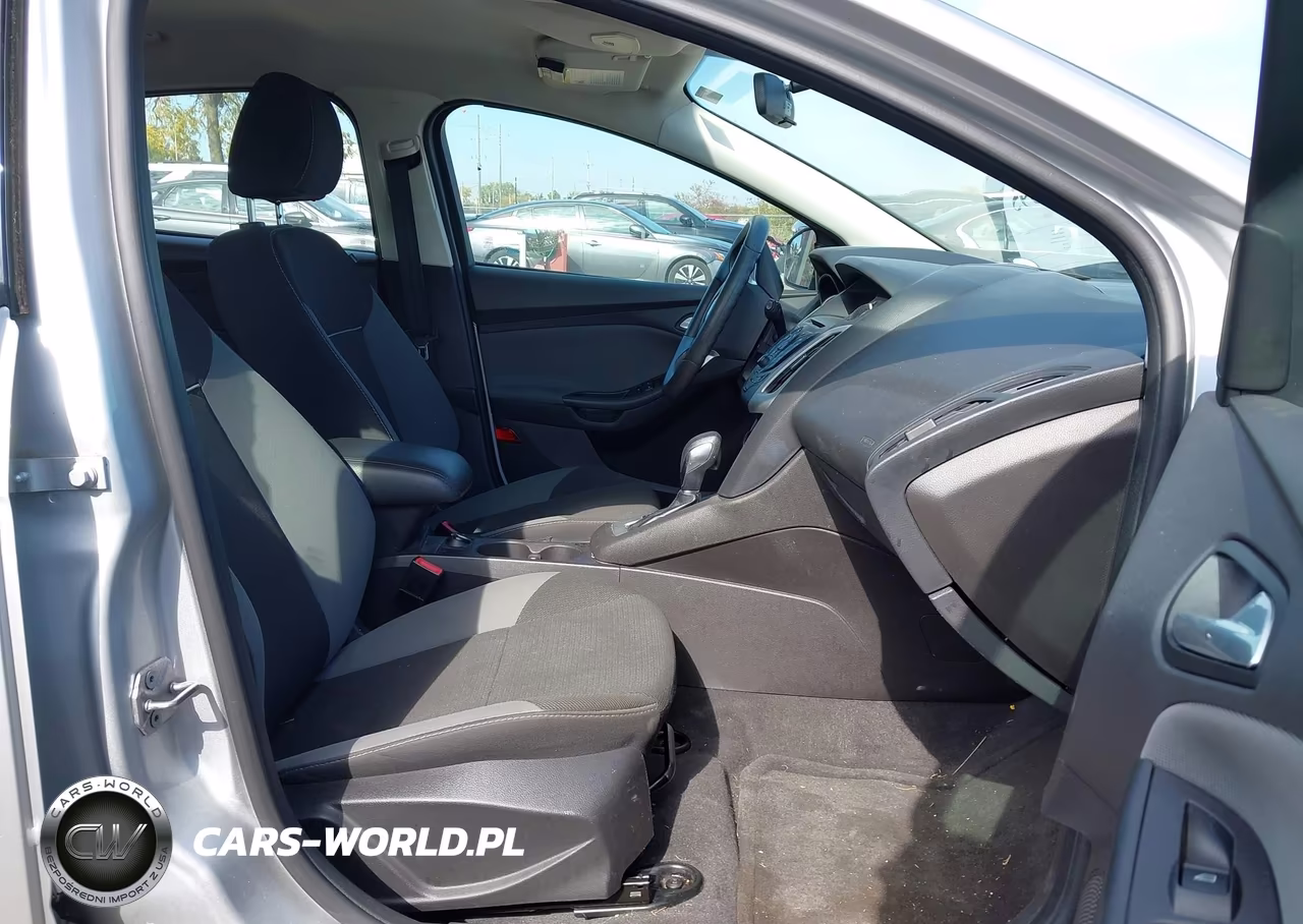 2013 Ford Focus Se VIN:1FADP3K2XDL312804 - 5