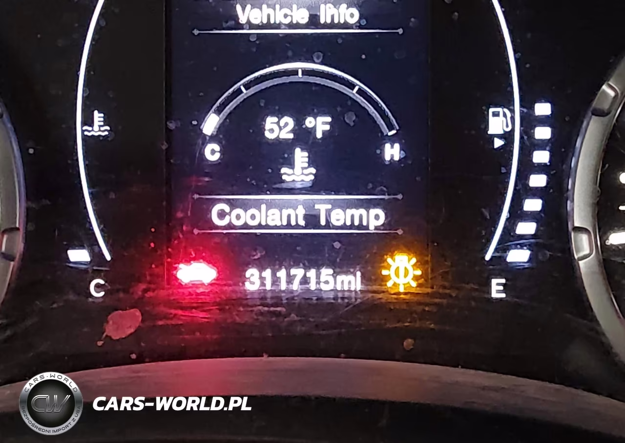 2020 Jeep Renegade Altitude 4X4 VIN:ZACNJBBB2LPL22583 - 16