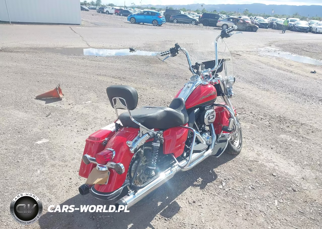 2010 Harley-Davidson Flhr VIN:1HD1FB410AB622362 - 4