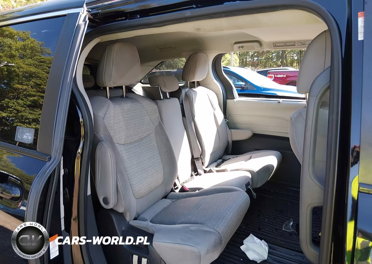 2023 Toyota Sienna Le VIN:5TDBRKEC4PS164923 - 8