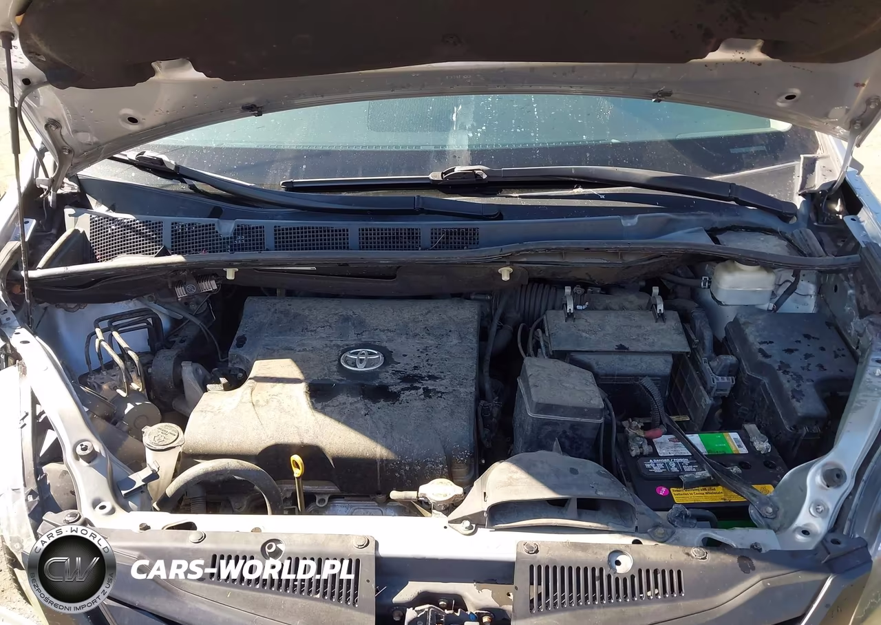 2011 Toyota Sienna Le V6 VIN:5TDKK3DC3BS052604 - 10