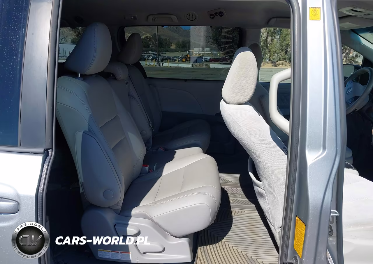 2011 Toyota Sienna Le V6 VIN:5TDKK3DC3BS052604 - 8