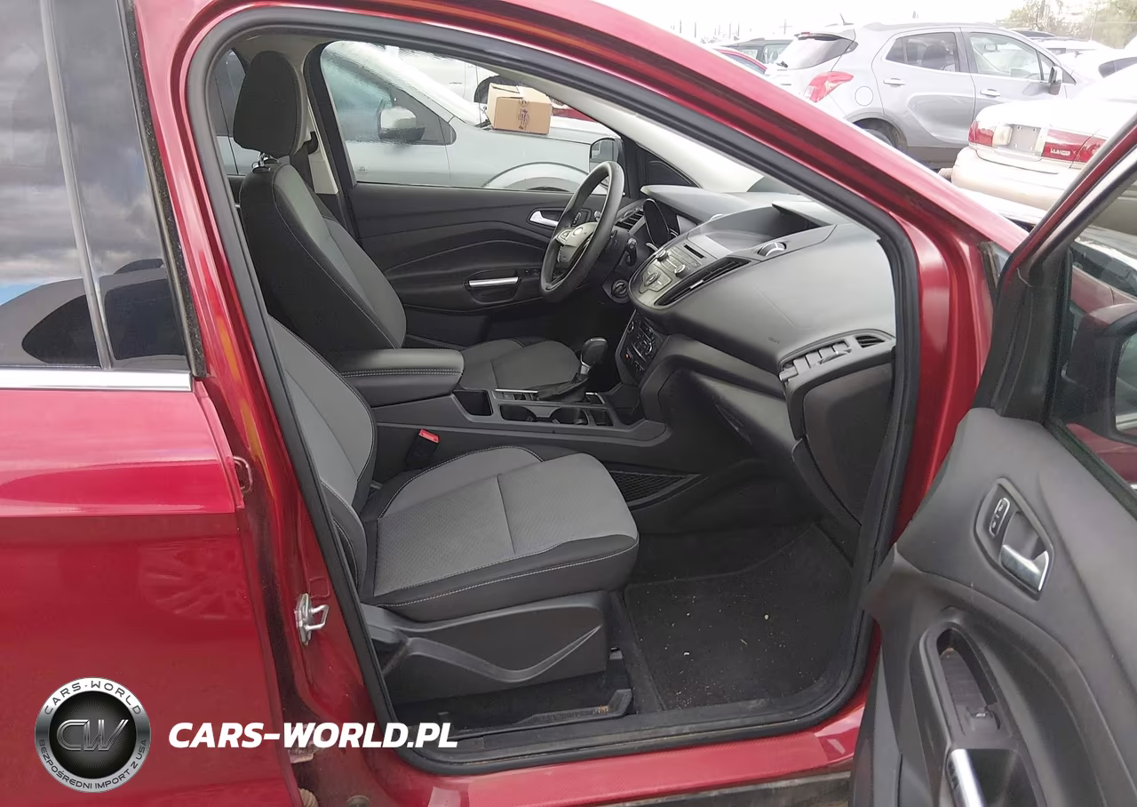 2017 Ford Escape Se VIN:1FMCU0G91HUE55087 - 5