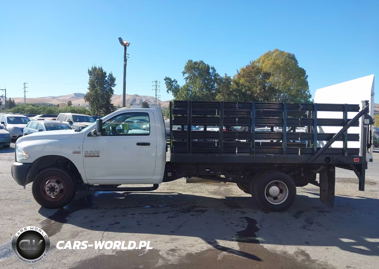2016 Ram 3500 Chassis Tradesman-Slt VIN:3C7WRSBJ8GG335839 - 19