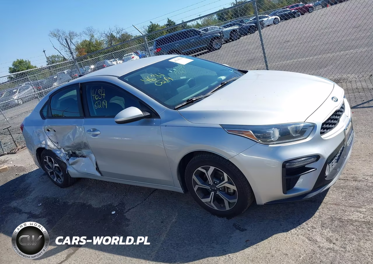 2019 Kia Forte Lxs VIN:3KPF24AD4KE037995 - 13