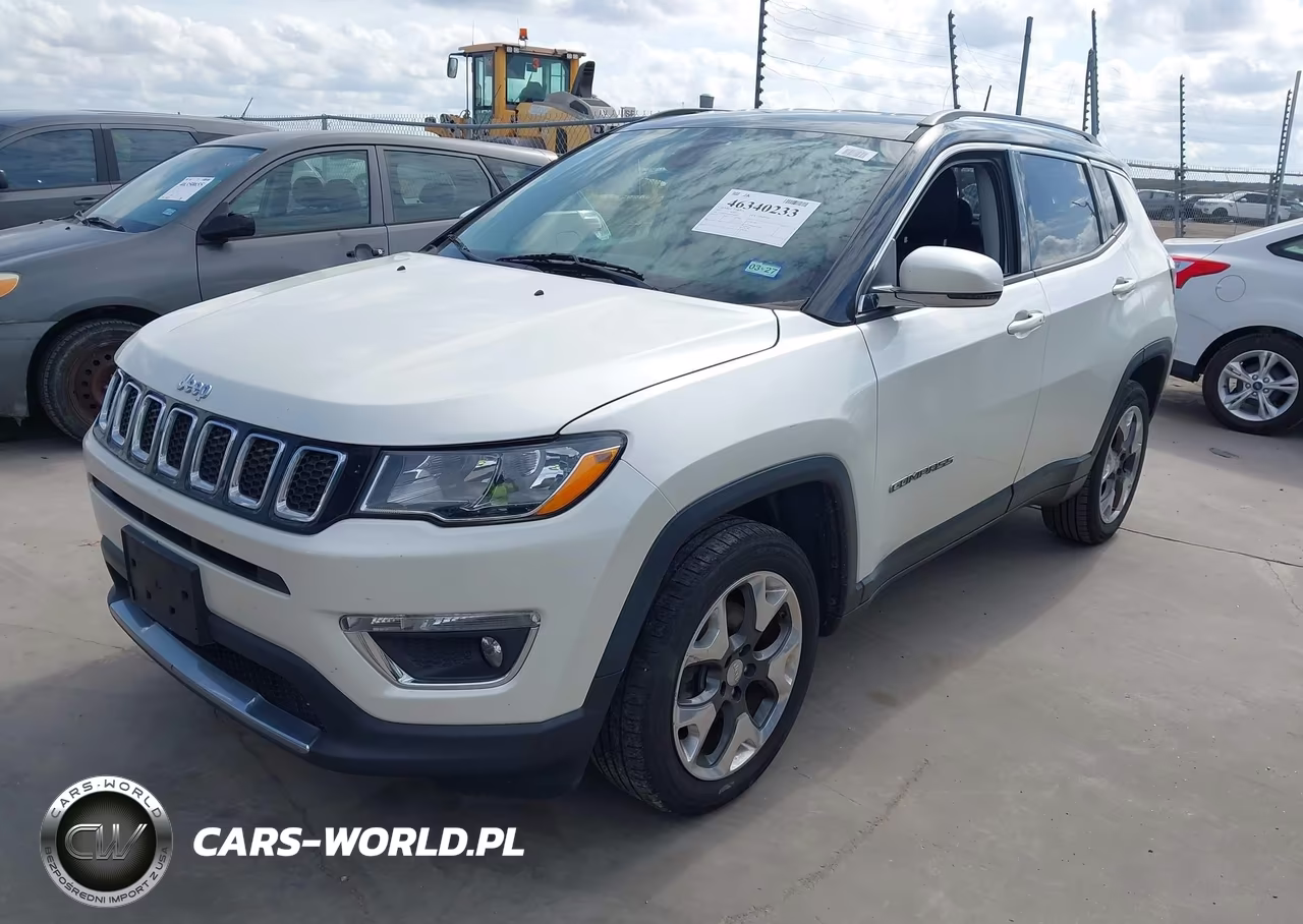 2017 Jeep New Compass Limited 4X4 VIN:3C4NJDCBXHT688630 - 2