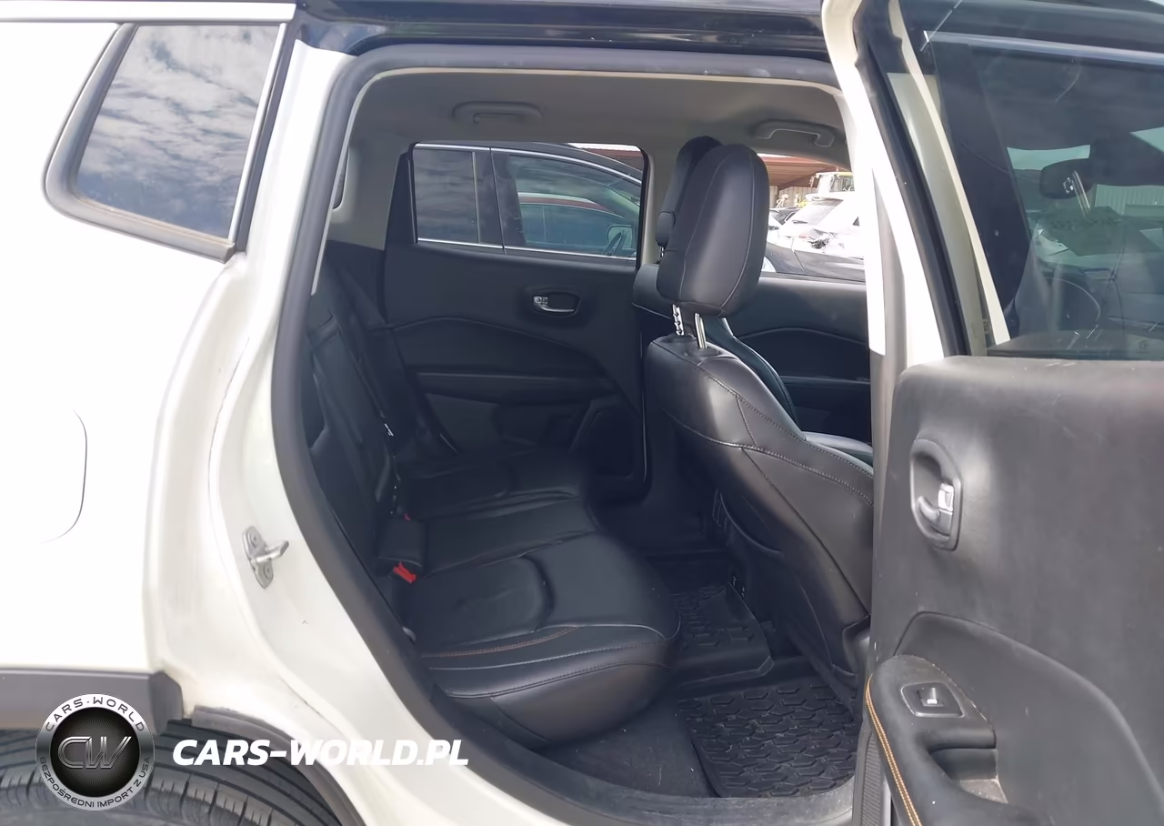 2017 Jeep New Compass Limited 4X4 VIN:3C4NJDCBXHT688630 - 8