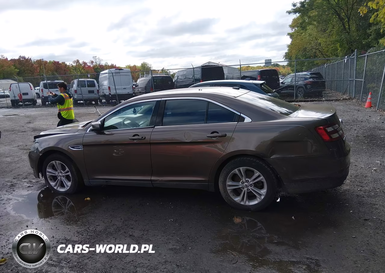 2015 Ford Taurus Sel VIN:1FAHP2E8XFG144251 - 13
