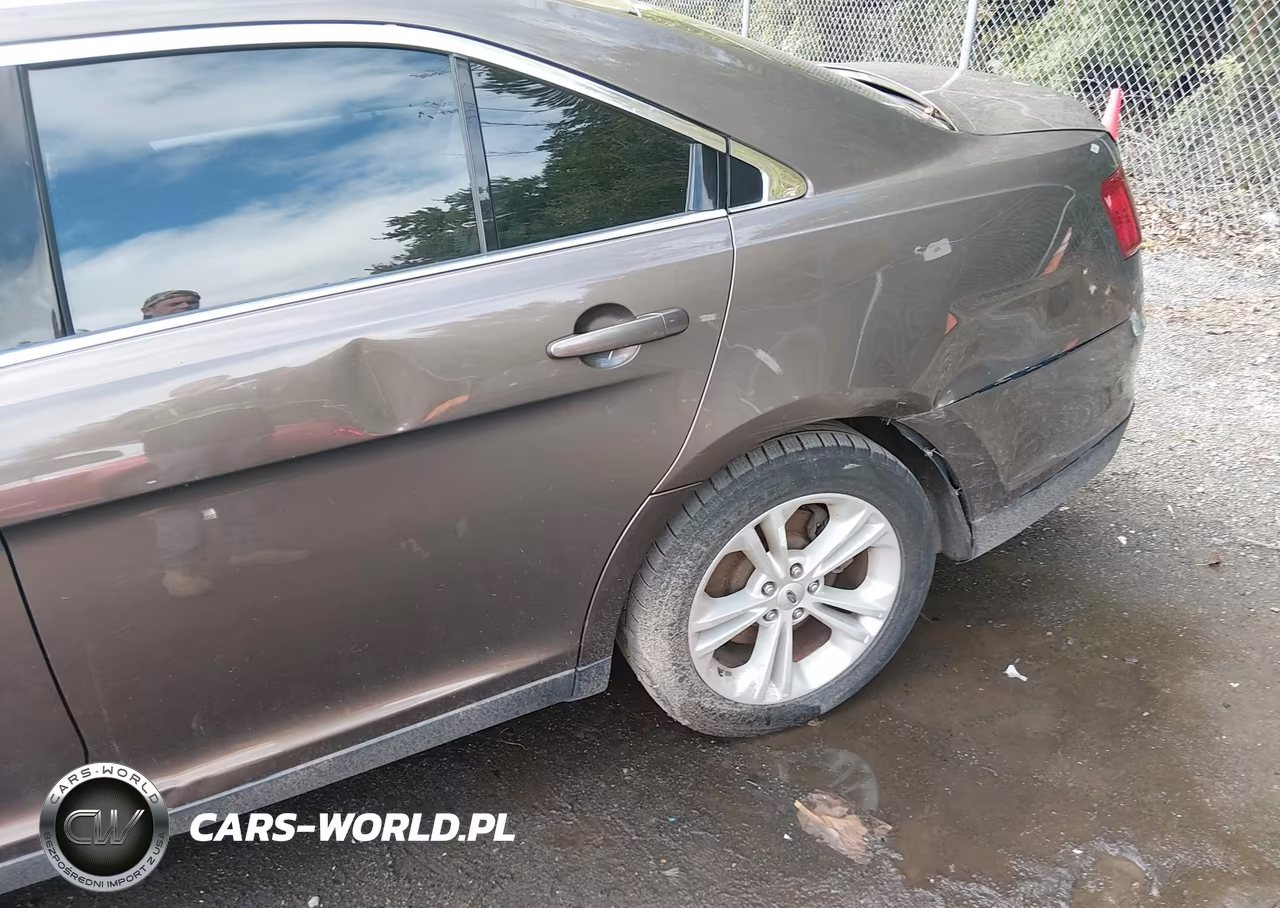 2015 Ford Taurus Sel VIN:1FAHP2E8XFG144251 - 16