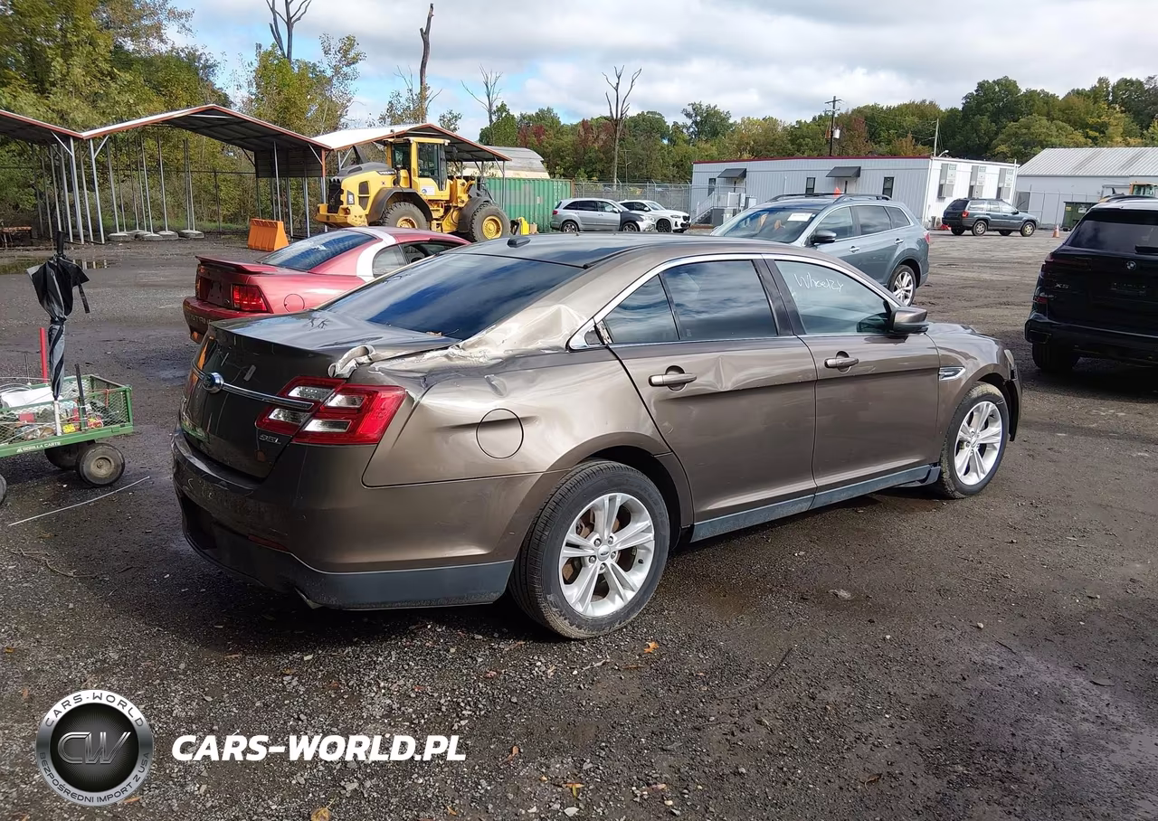 2015 Ford Taurus Sel VIN:1FAHP2E8XFG144251 - 4