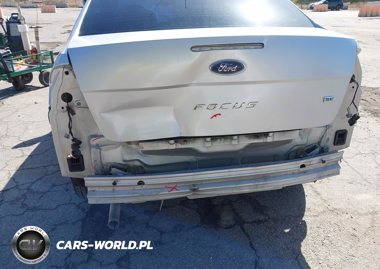 2011 Ford Focus Se VIN:1FAHP3FN0BW197776 - 6