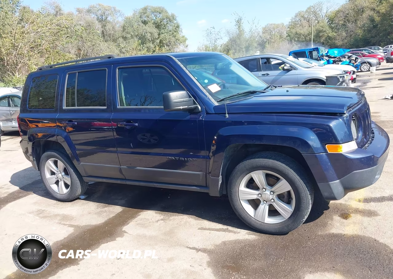 2017 Jeep Patriot Latitude 4X4 VIN:1C4NJRFBXHD128671 - 13