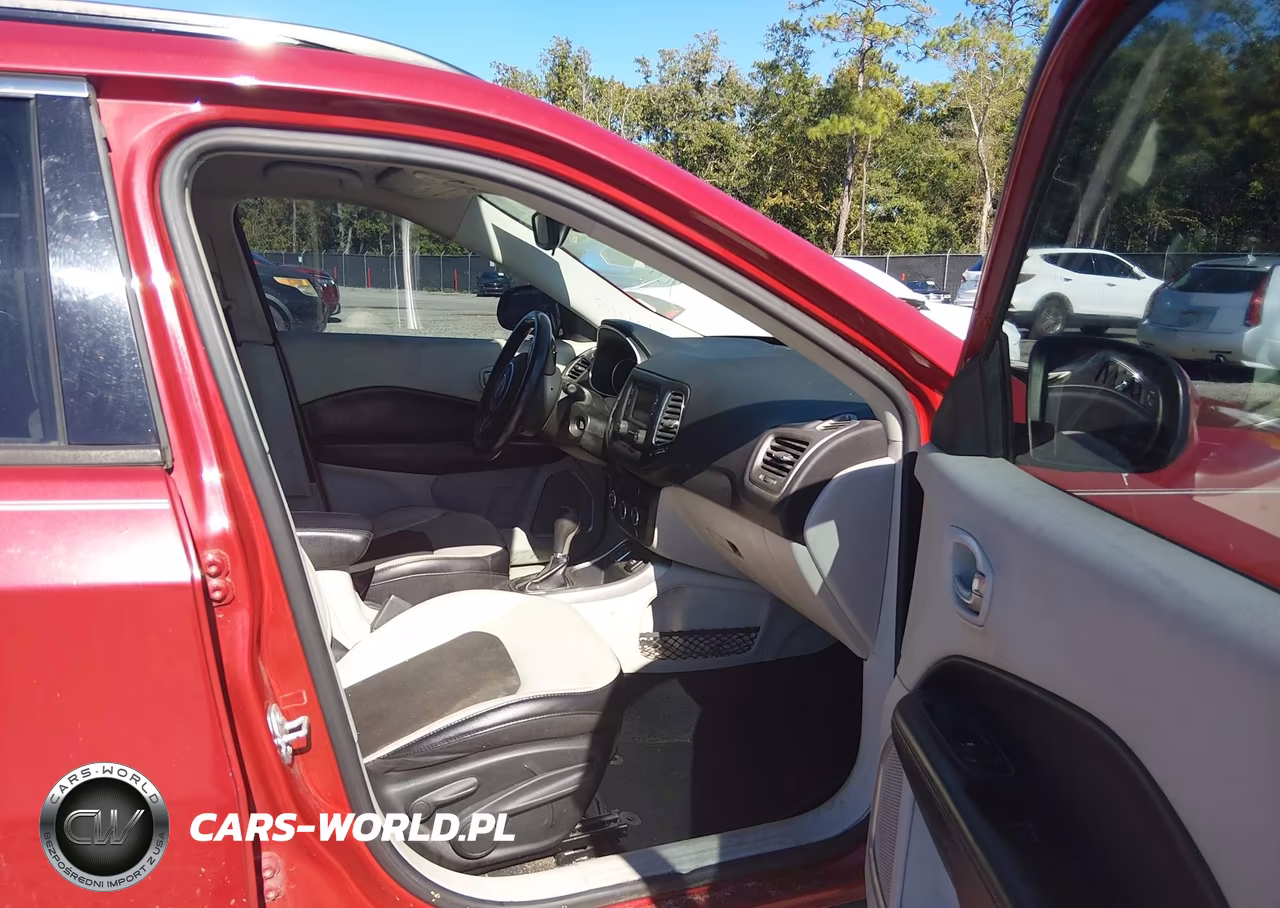 2018 Jeep Compass Latitude Fwd VIN:3C4NJCBB1JT194755 - 5