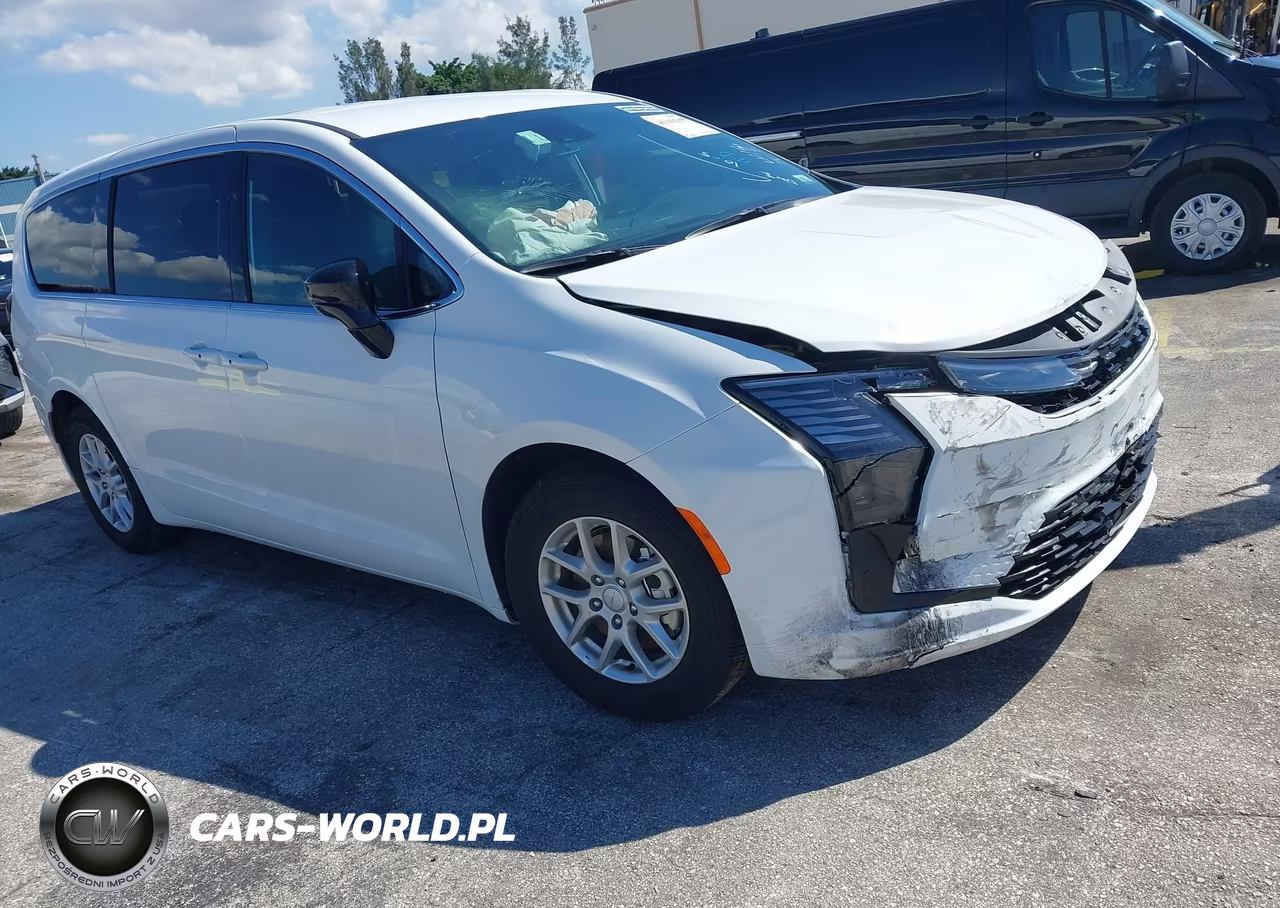 2027 Chrysler Pacifica VIN:2C4RC1BG1VR563201 - 16