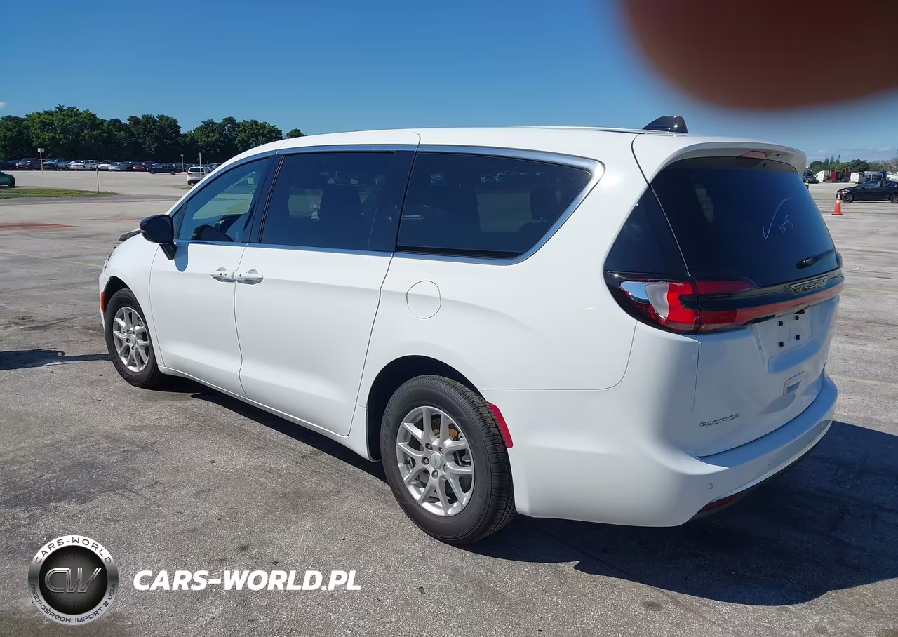 2027 Chrysler Pacifica VIN:2C4RC1BG1VR563201 - 3