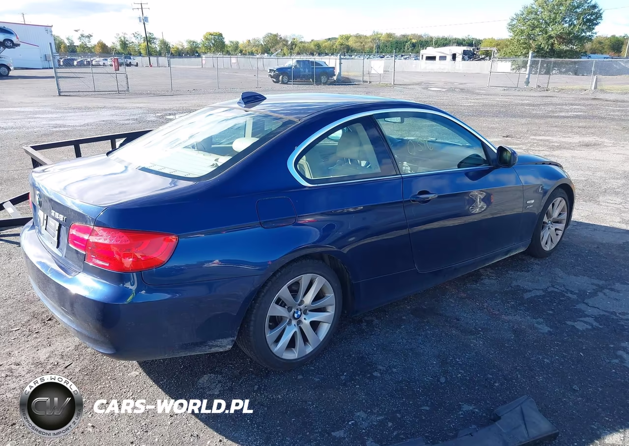 2011 BMW 328I xDrive VIN:WBAKF5C52BE586411 - 4