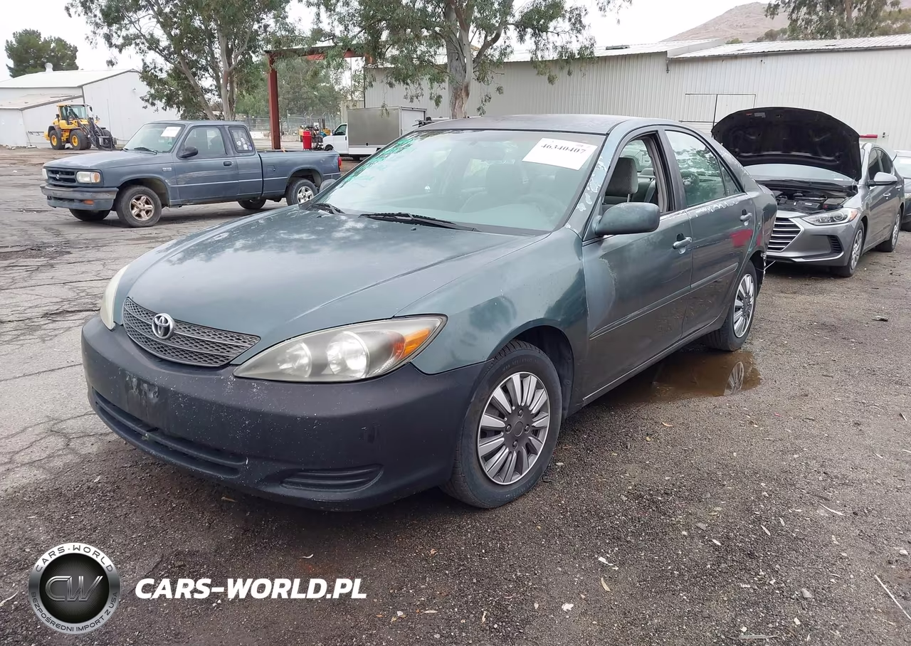 2002 Toyota Camry Le VIN:4T1BE30K12U567337 - 2