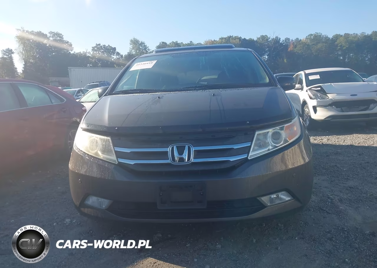 2013 Honda Odyssey Touring-Touring Elite VIN:5FNRL5H91DB080267 - 12