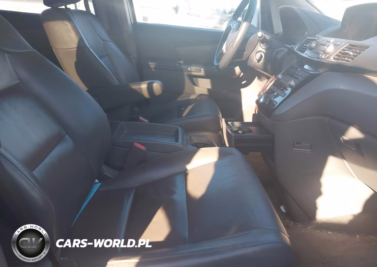 2013 Honda Odyssey Touring-Touring Elite VIN:5FNRL5H91DB080267 - 5