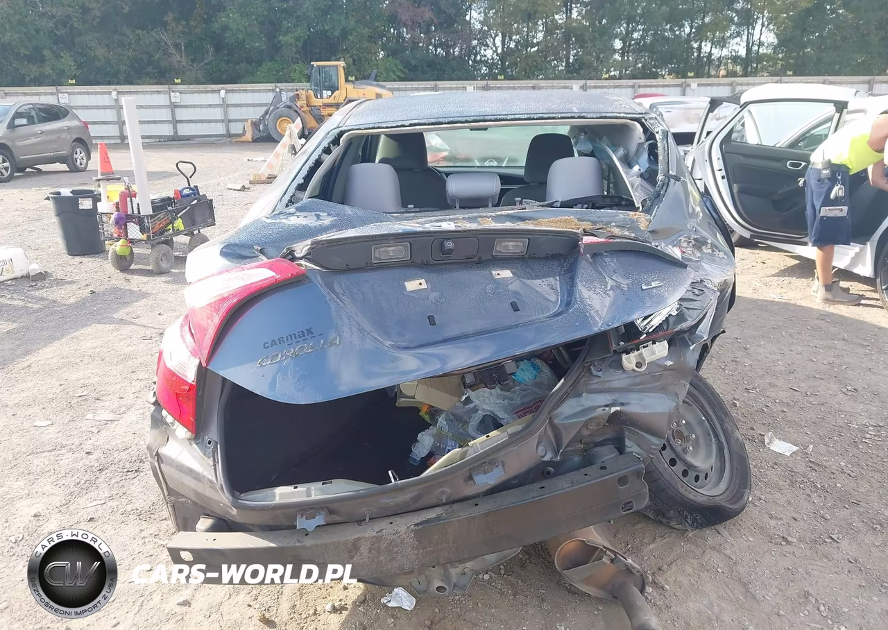 2019 Toyota Corolla Le VIN:5YFBURHE5KP864634 - 16