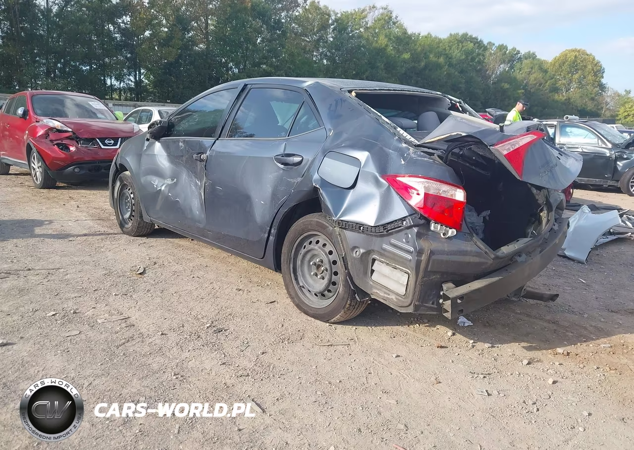 2019 Toyota Corolla Le VIN:5YFBURHE5KP864634 - 3