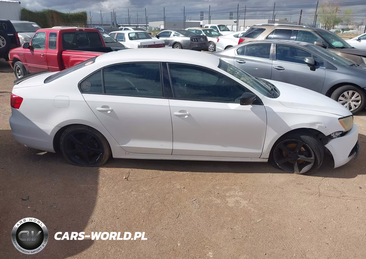 2012 Volkswagen Jetta 2.0L S VIN:3VW2K7AJ0CM371919 - 12