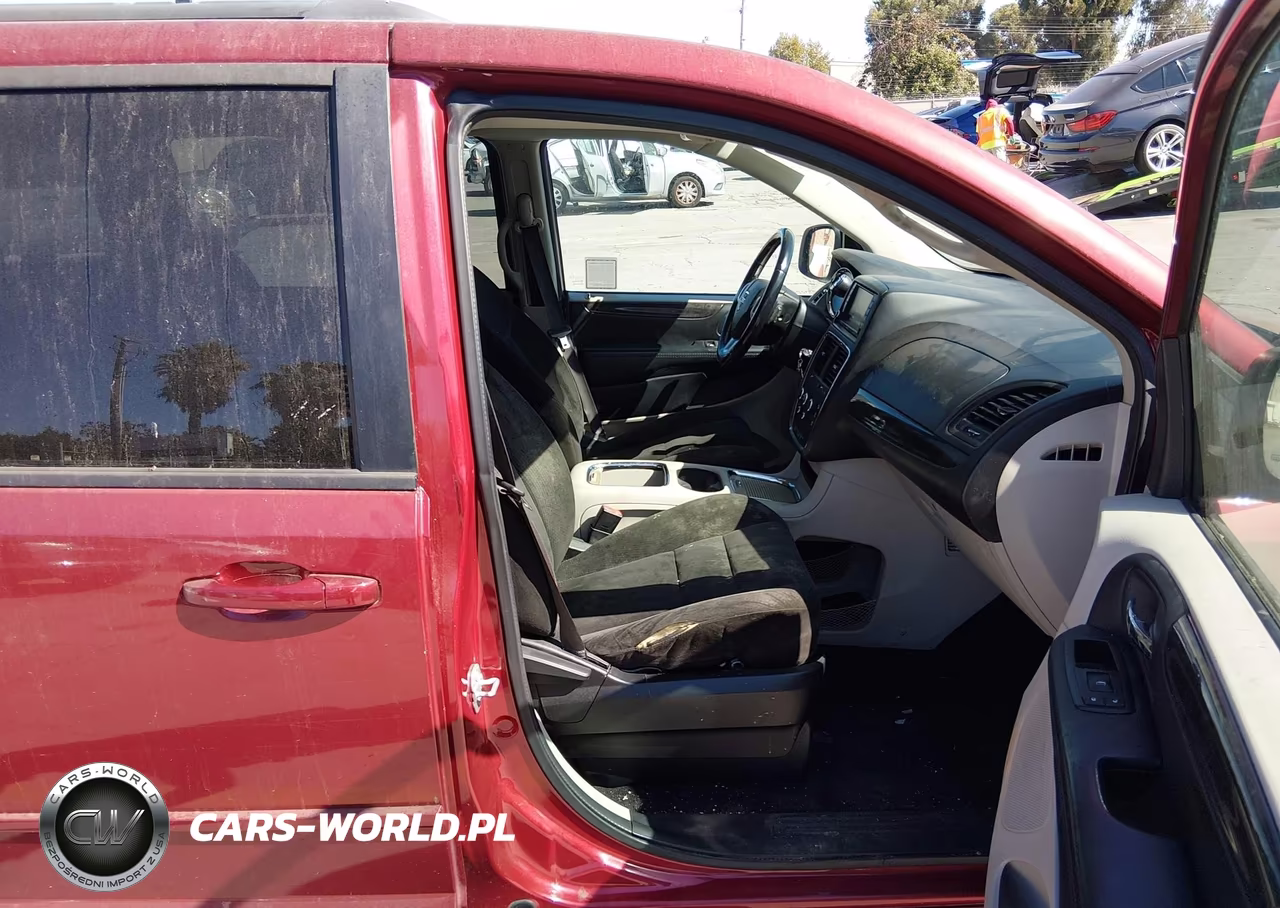 2015 Dodge Grand Caravan Sxt VIN:2C4RDGCG8FR616556 - 5