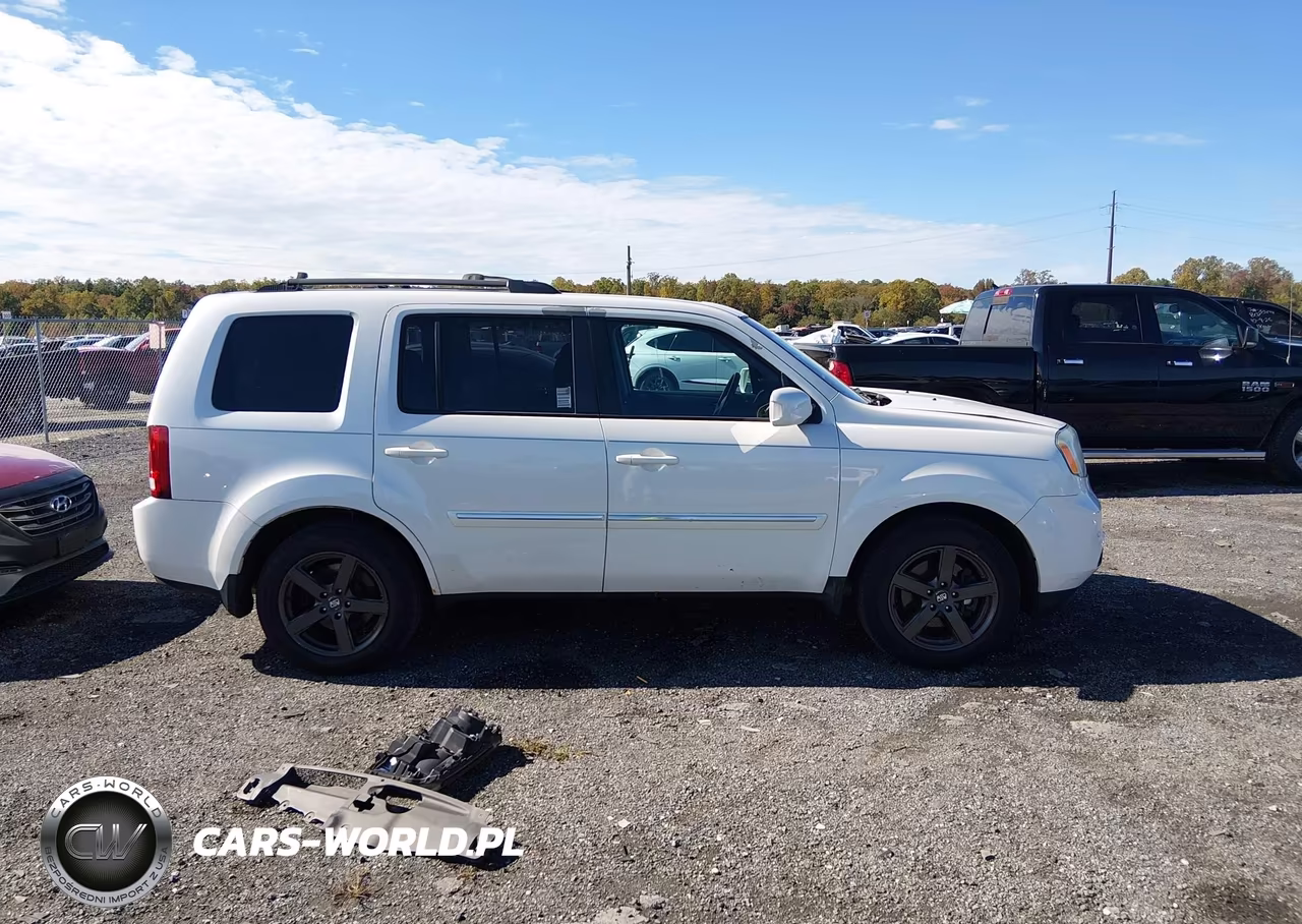 2014 Honda Pilot Touring VIN:5FNYF4H94EB010793 - 14