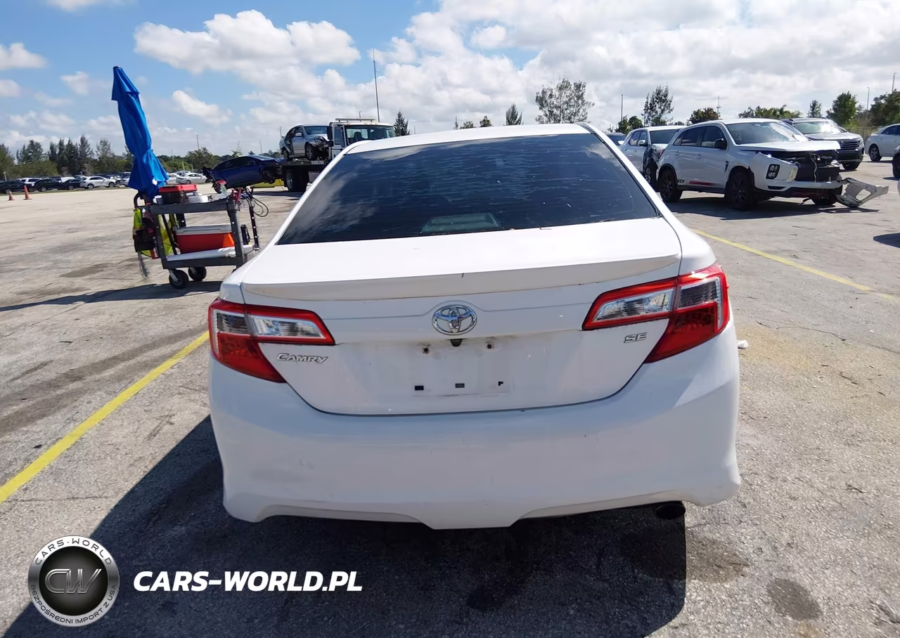 2013 Toyota Camry Se VIN:4T1BF1FK6DU286615 - 16