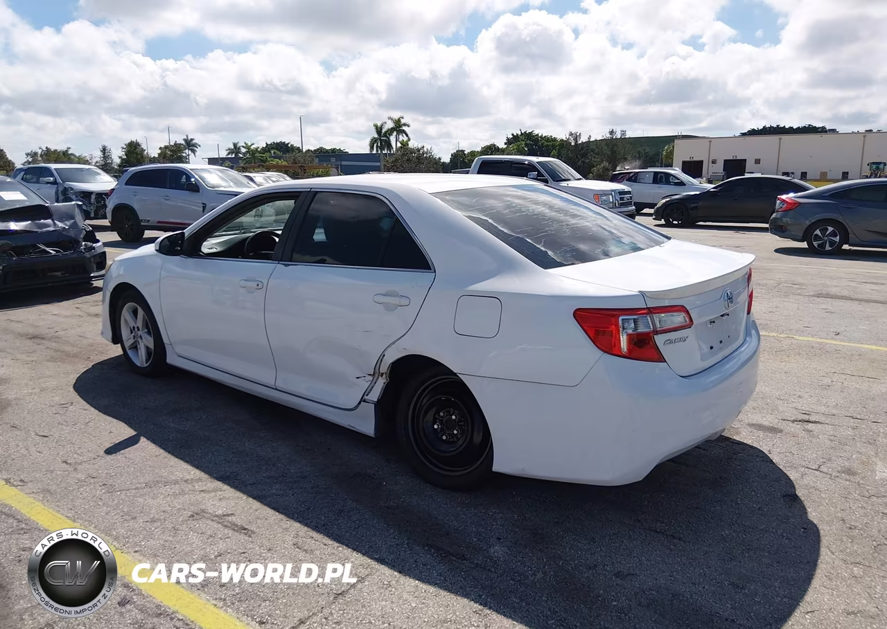 2013 Toyota Camry Se VIN:4T1BF1FK6DU286615 - 3