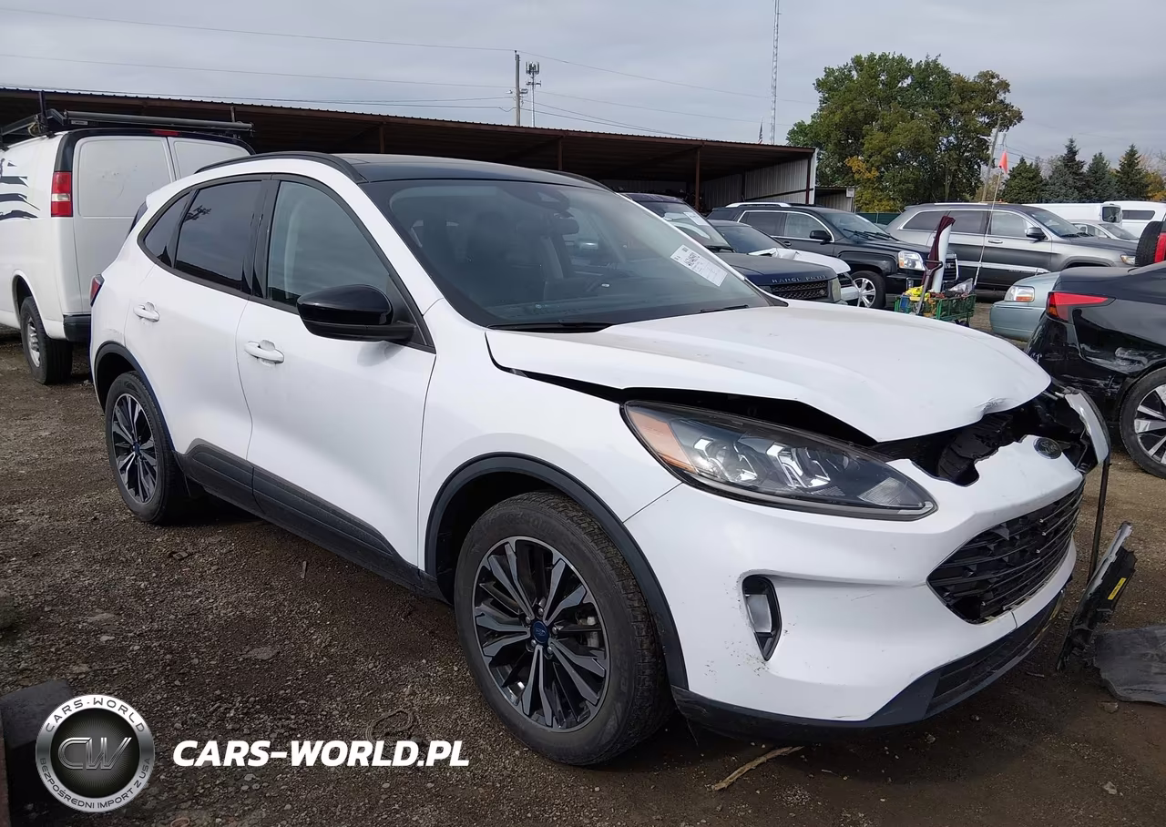 2021 Ford Escape Sel