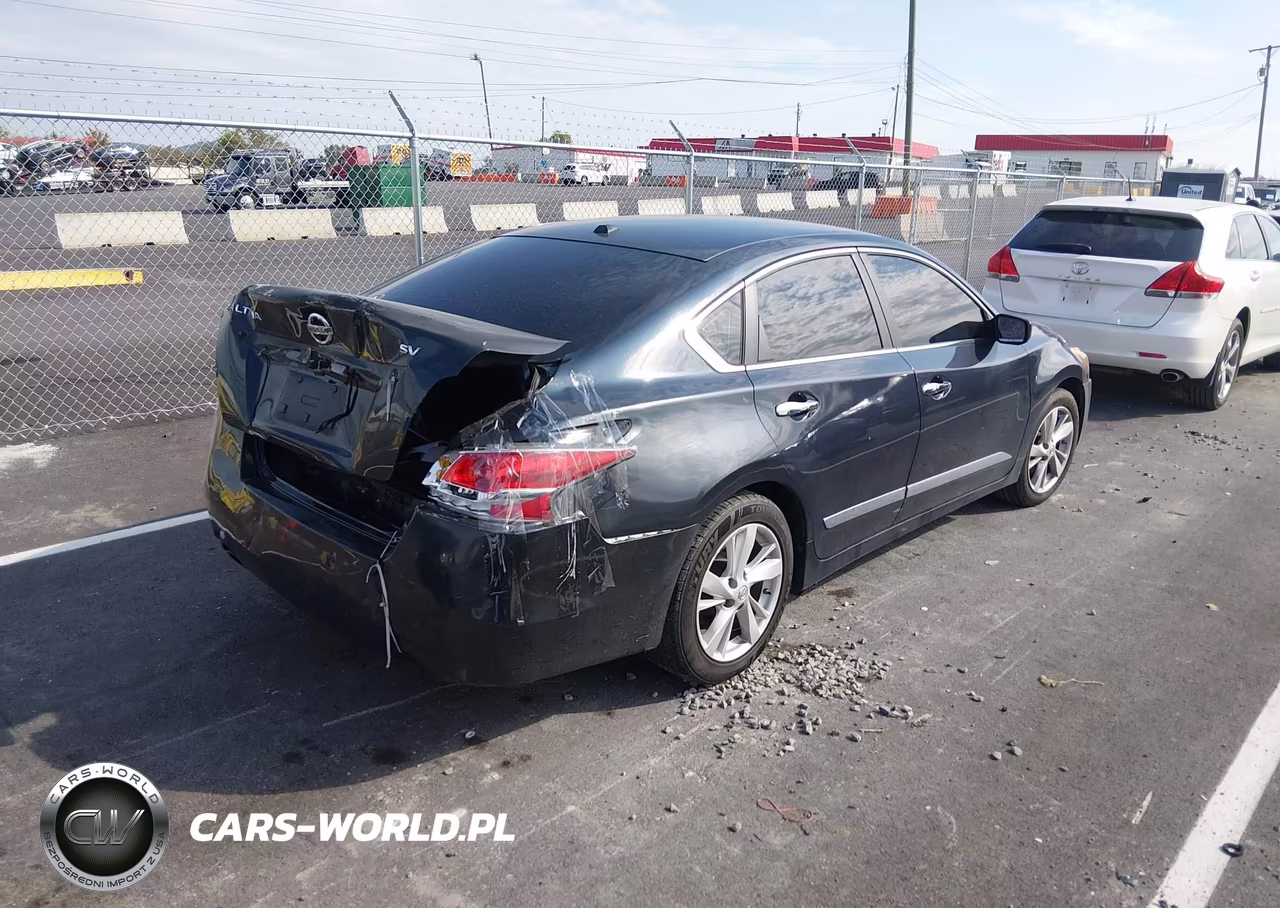 2015 Nissan Altima 2.5 Sv VIN:1N4AL3AP8FC135667 - 4