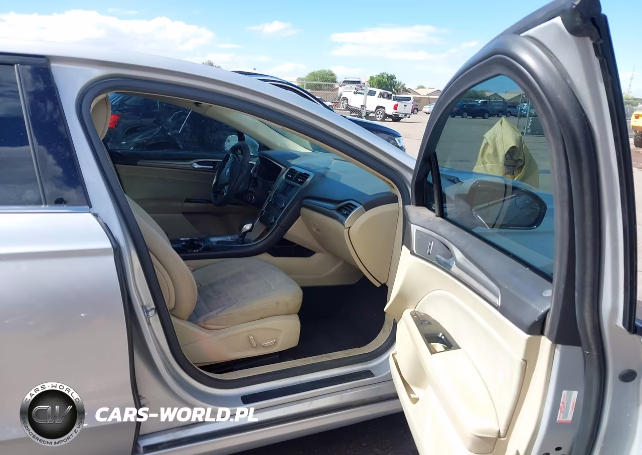 2015 Ford Fusion Se VIN:3FA6P0H74FR229691 - 5
