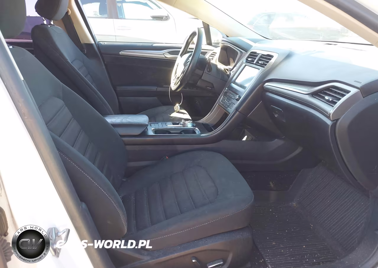 2018 Ford Fusion Hybrid Se VIN:3FA6P0LU2JR277423 - 5