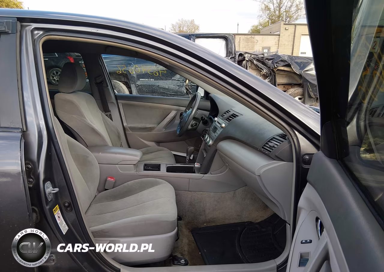 2009 Toyota Camry Le VIN:4T1BE46K99U351145 - 5