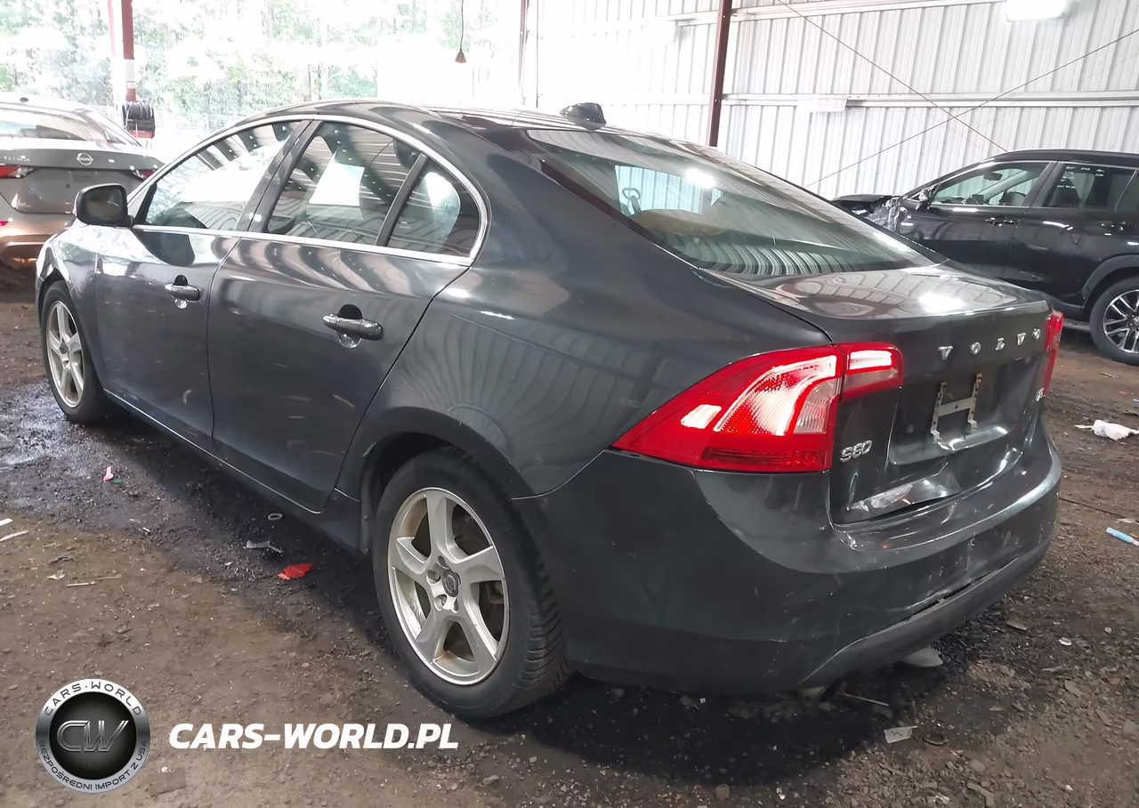2012 Volvo S60 T5 VIN:YV1622FS4C2036897 - 3