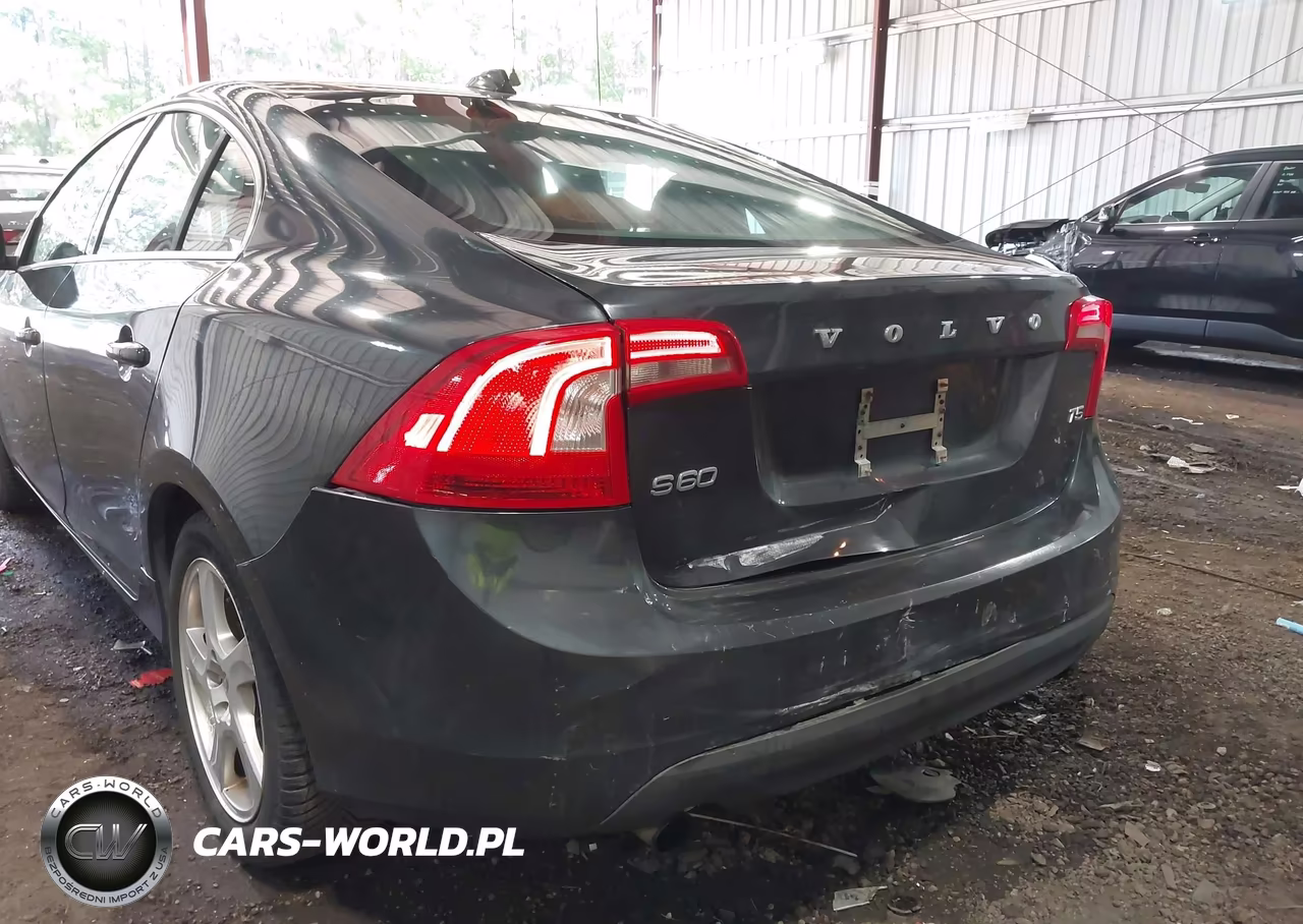 2012 Volvo S60 T5 VIN:YV1622FS4C2036897 - 6