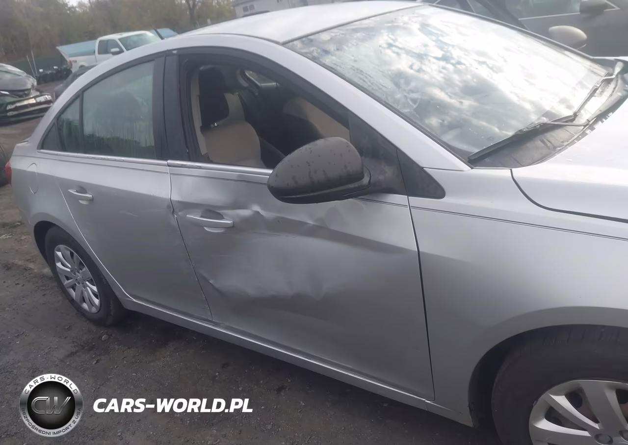 2011 Chevrolet Cruze Ls VIN:1G1PC5SH4B7187008 - 6