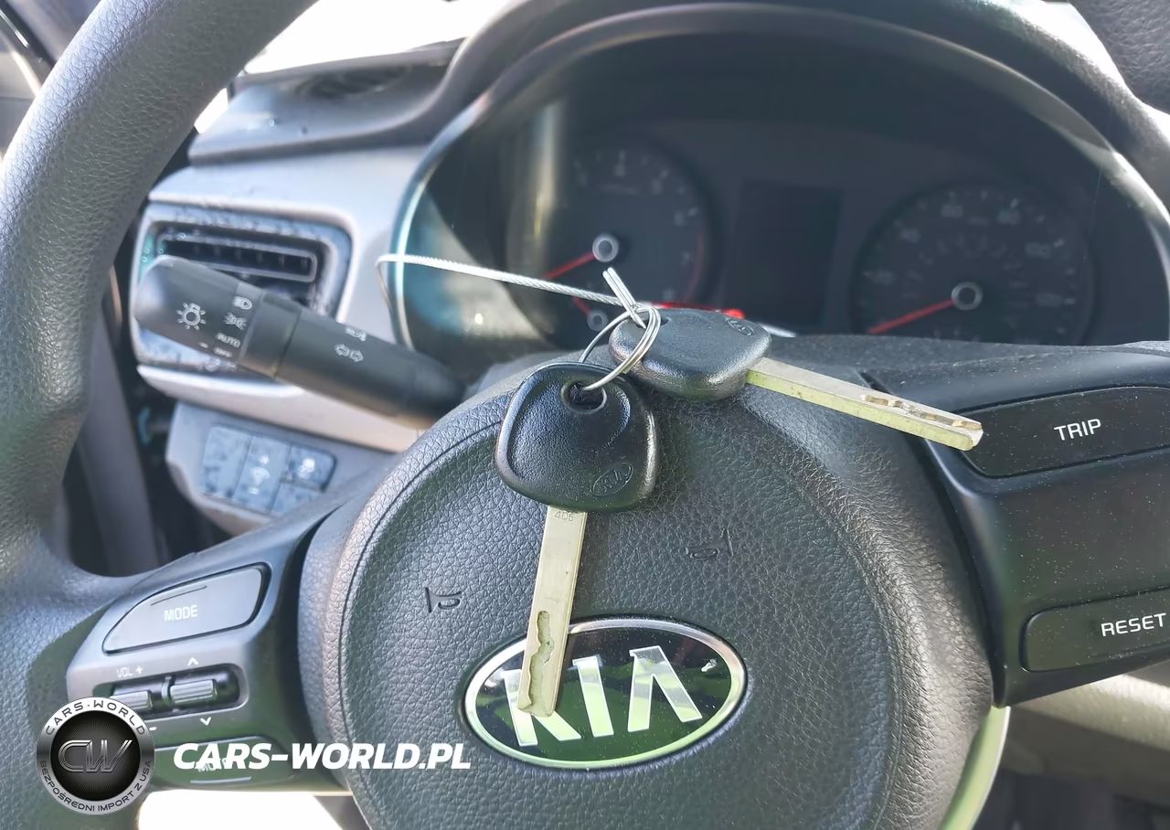 2018 Kia Rio Lx VIN:3KPA24ABXJE062438 - 11