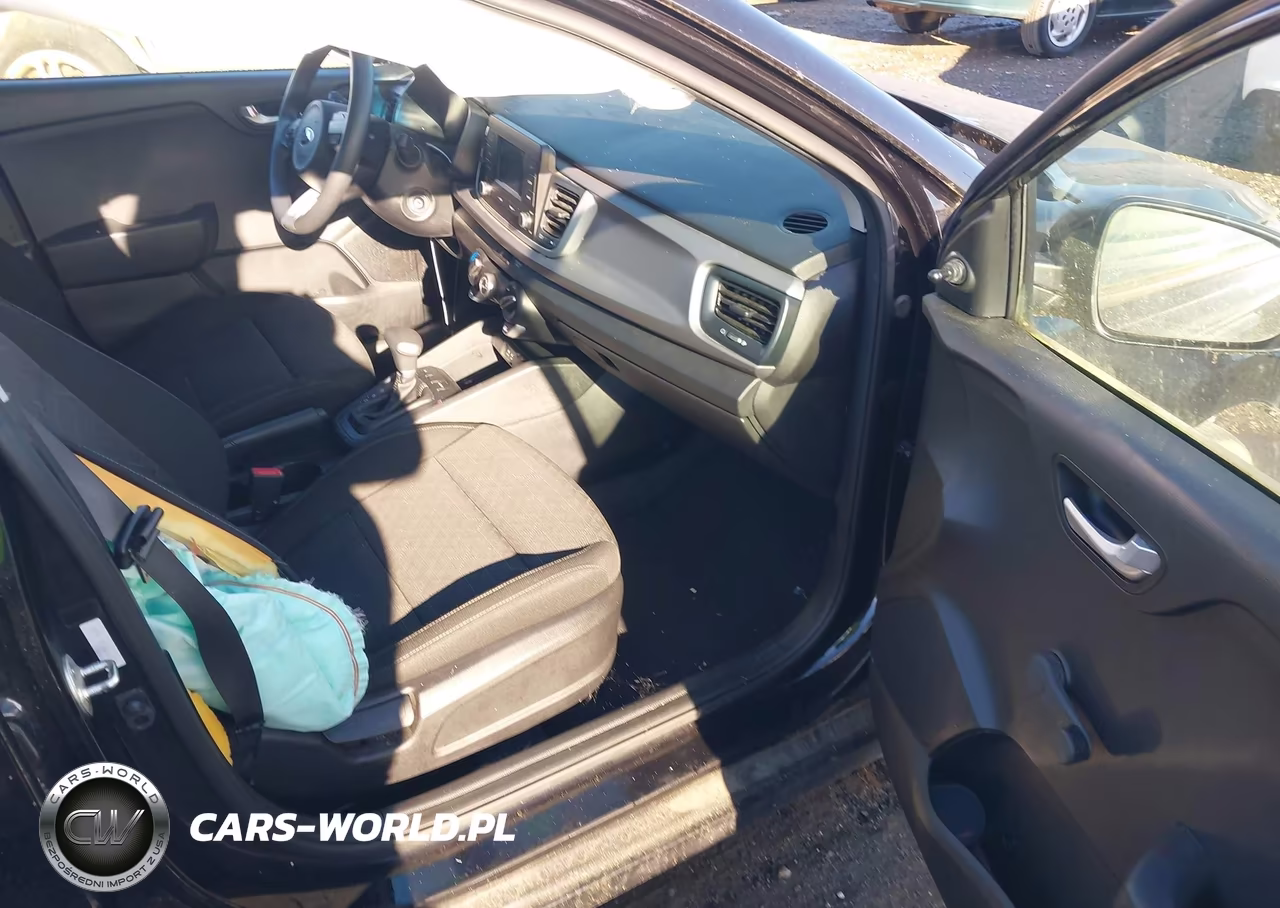 2018 Kia Rio Lx VIN:3KPA24ABXJE062438 - 5