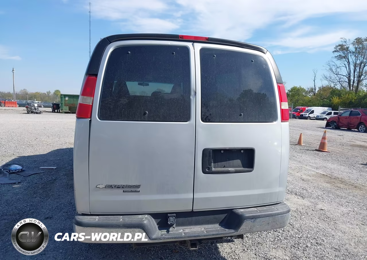 2016 Chevrolet Express 3500 Lt VIN:1GAZGPFGXG1187440 - 17