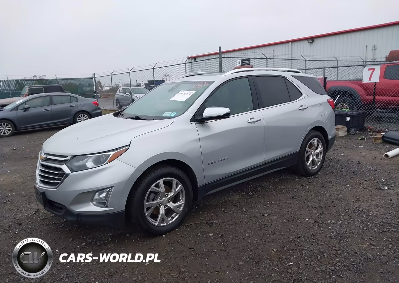 2018 Chevrolet Equinox Premier VIN:3GNAXPEU8JL100055 - 2