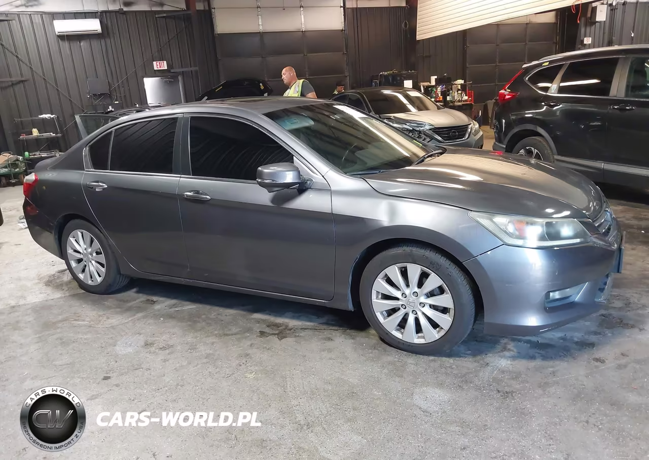 2015 Honda Accord Ex-L VIN:1HGCR2F84FA001975 - 13