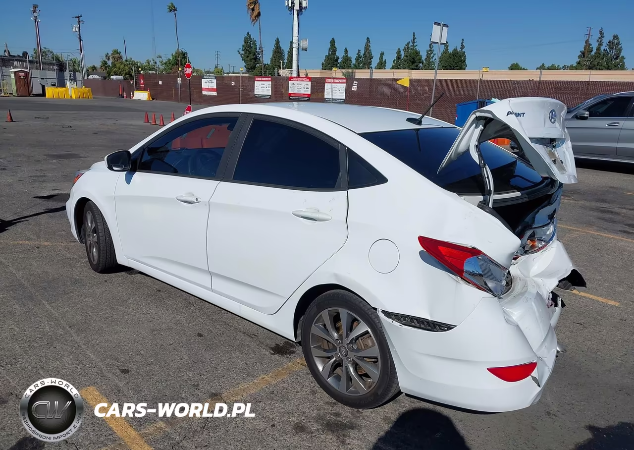 2017 Hyundai Accent Value Edition VIN:KMHCT4AE2HU272409 - 3