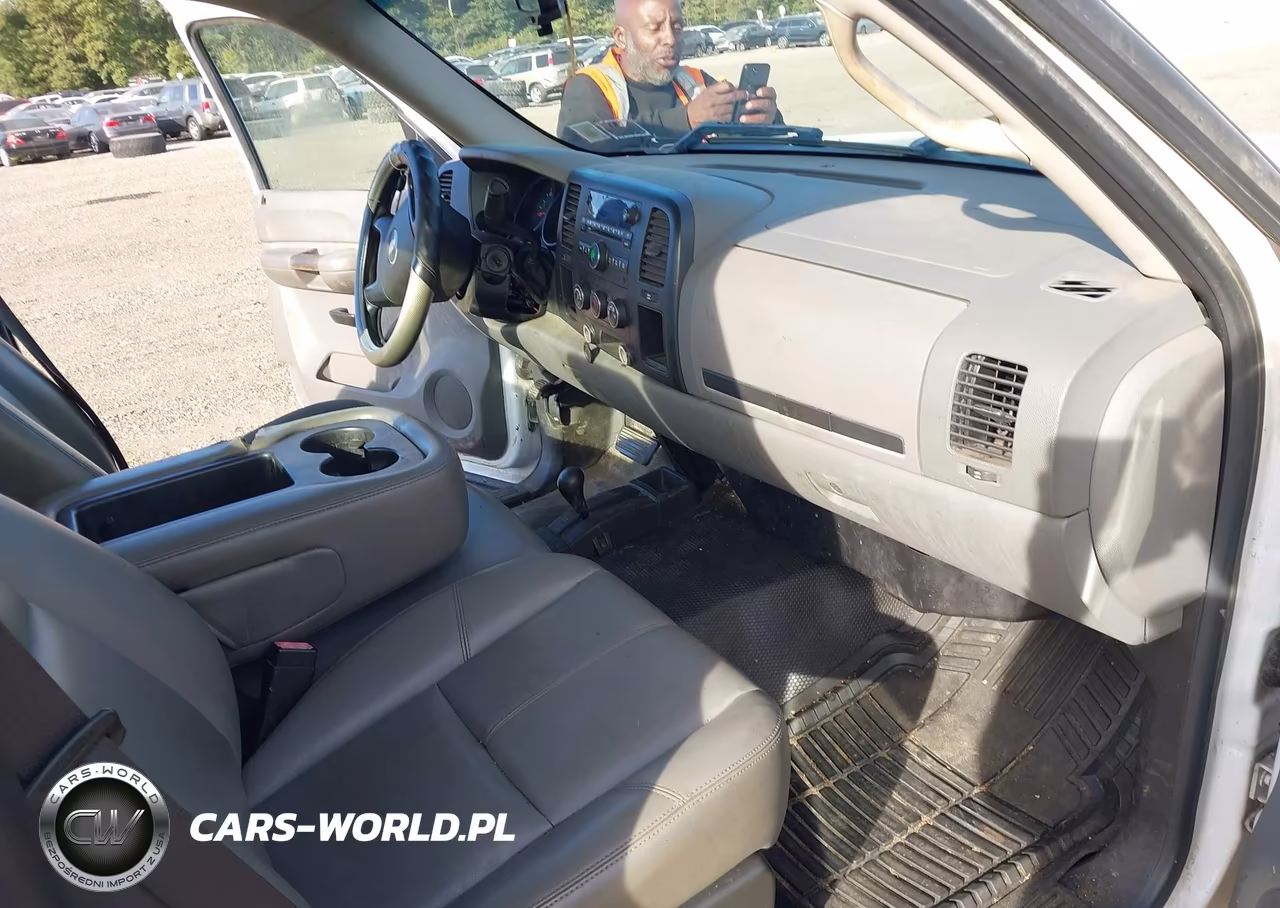 2008 Chevrolet Silverado 1500 Work Truck VIN:1GCEK14C78Z270148 - 5